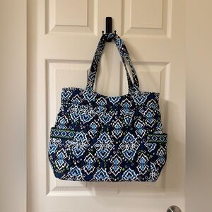 EUC Vera Bradley Pleated Tote